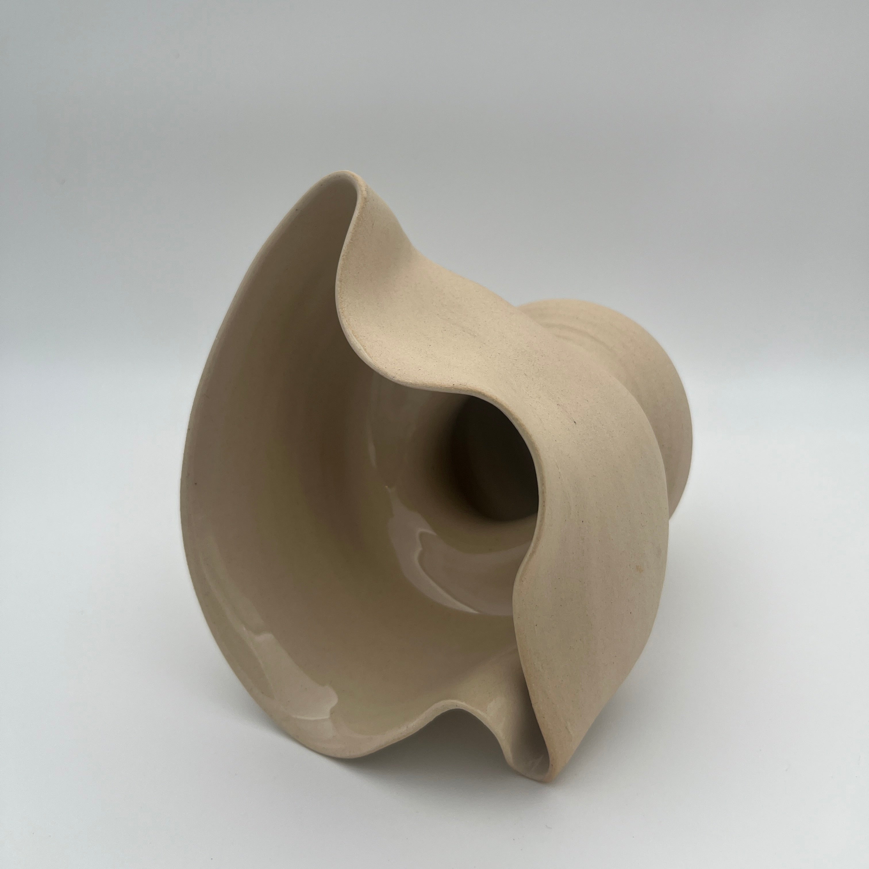 Flow Vase Beige Medium