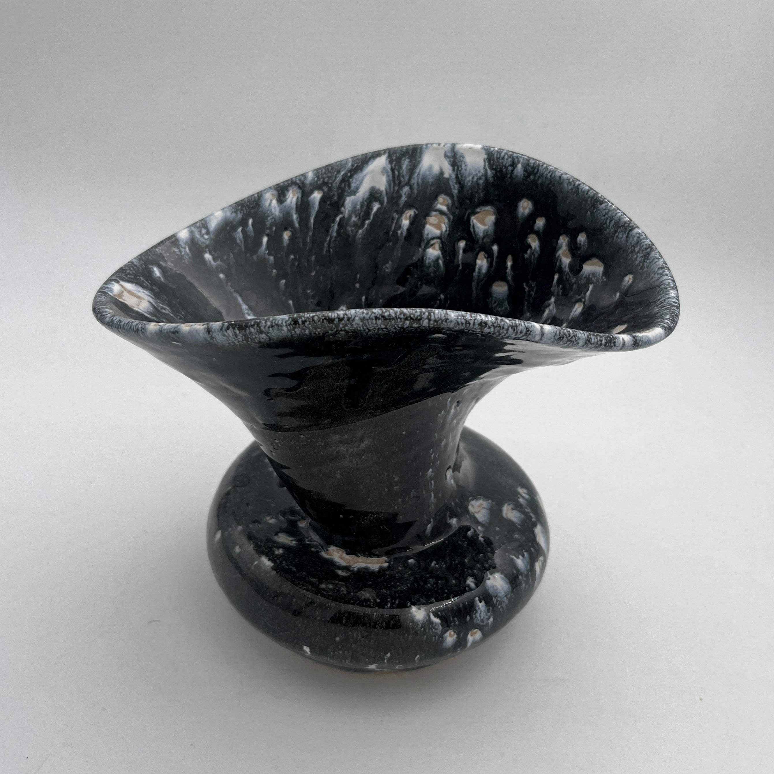 "Flow" Vase Large Black & White