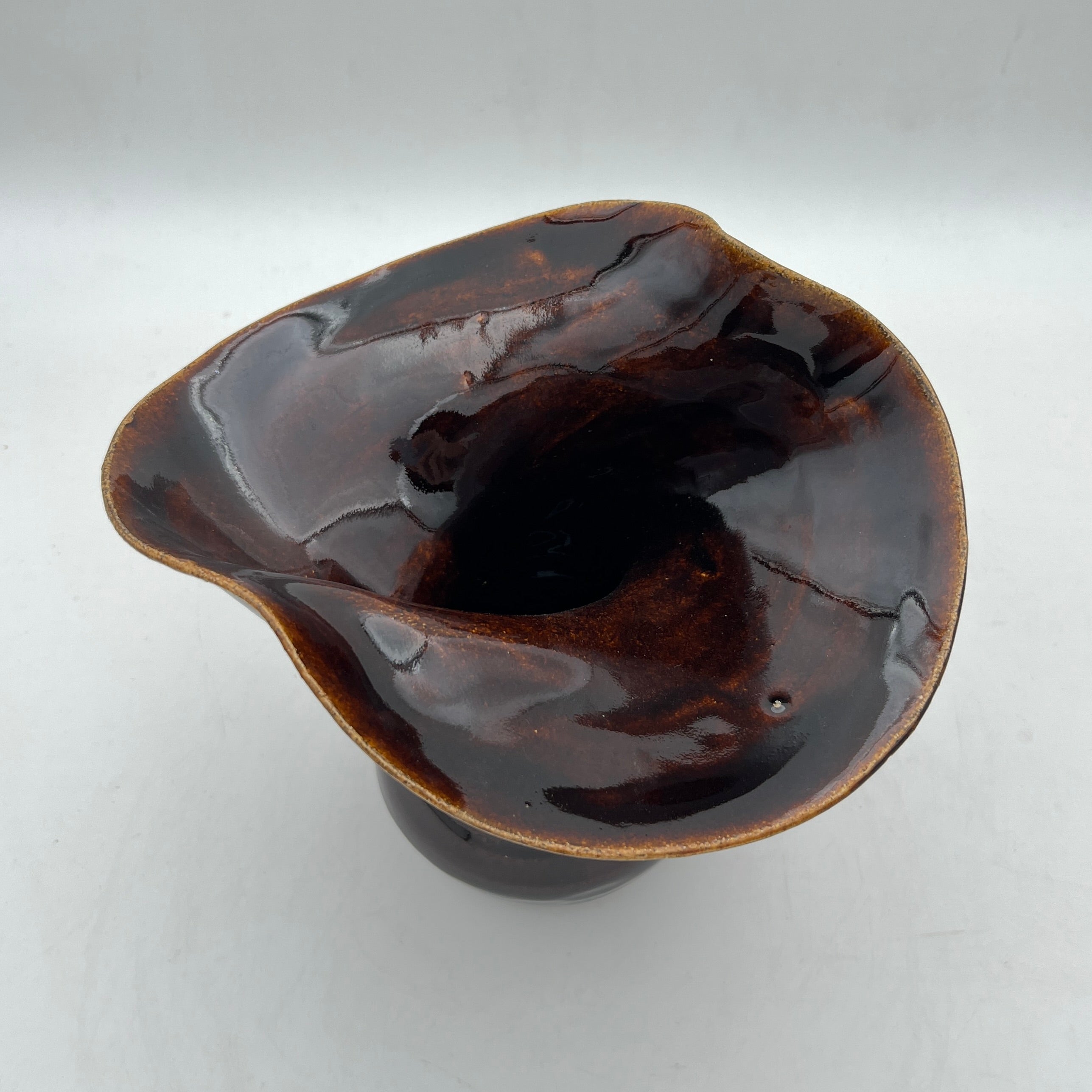 "Flow" Vase Brown Medium